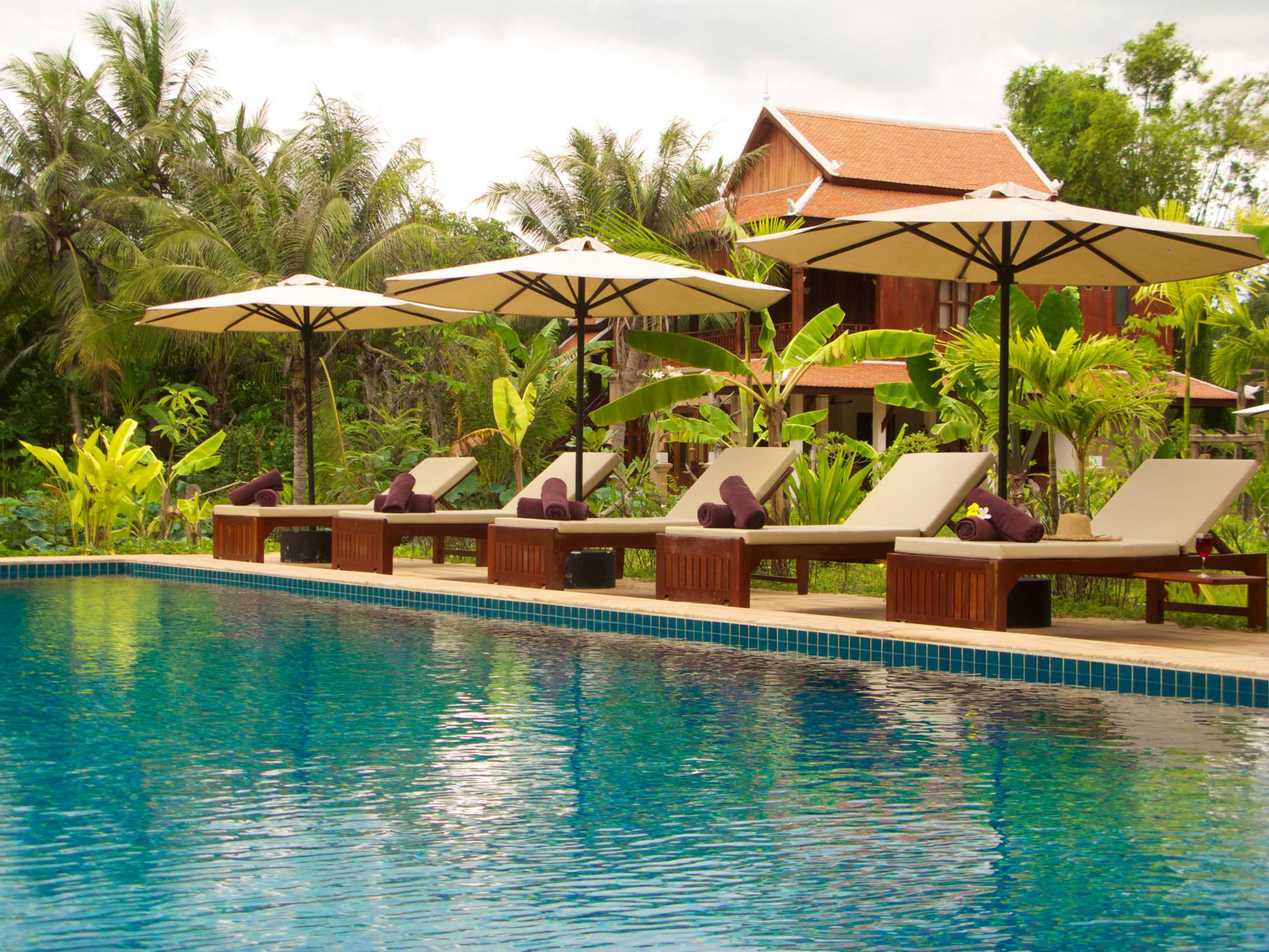 Maison Wat Kor Battambang Rondreis Cambodia Vakantie Original Asia