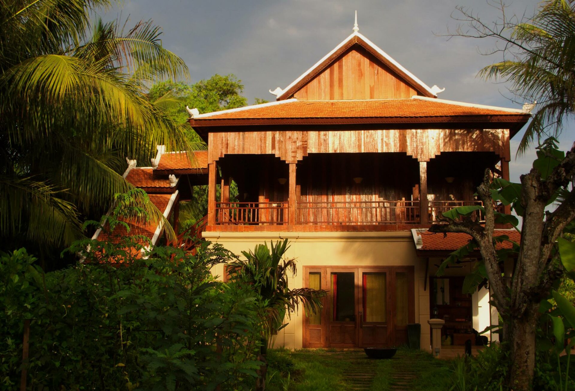 Maison Wat Kor Battambang Rondreis Cambodia Vakantie Original Asia