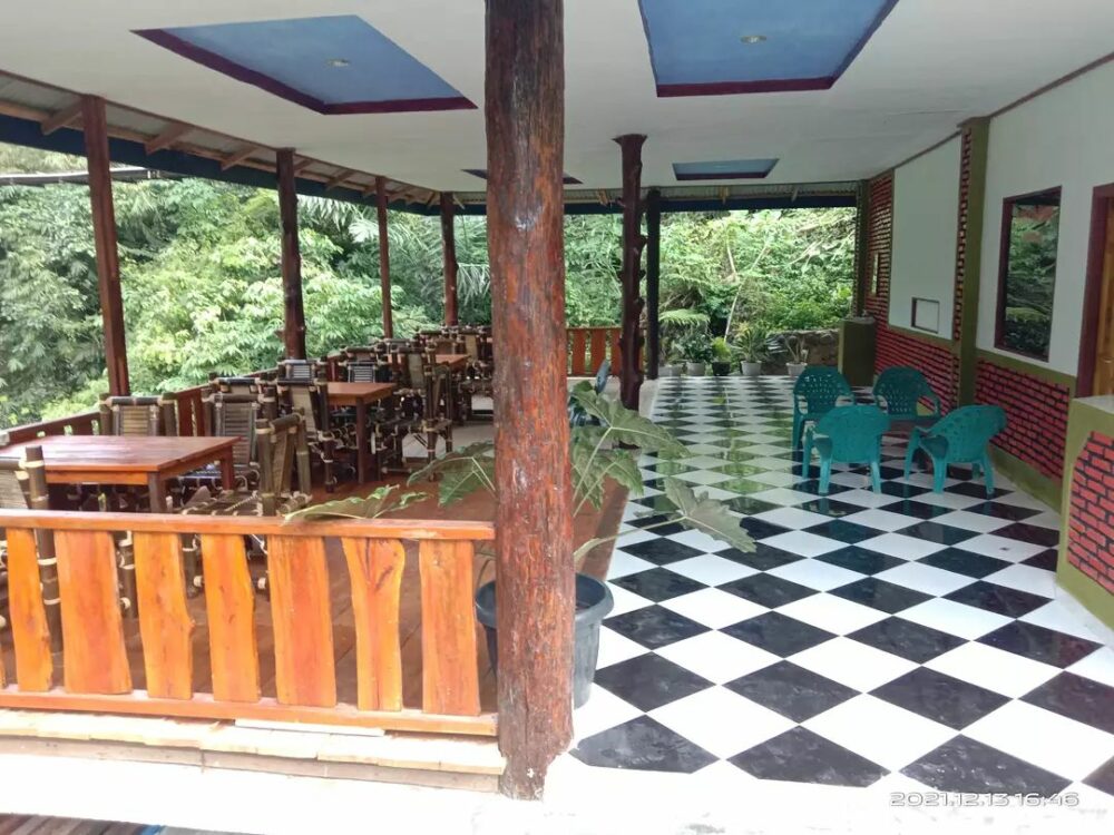 Mega Inn Guesthouse Tangkahan Rondreis Indonesia Vakantie Original Asia