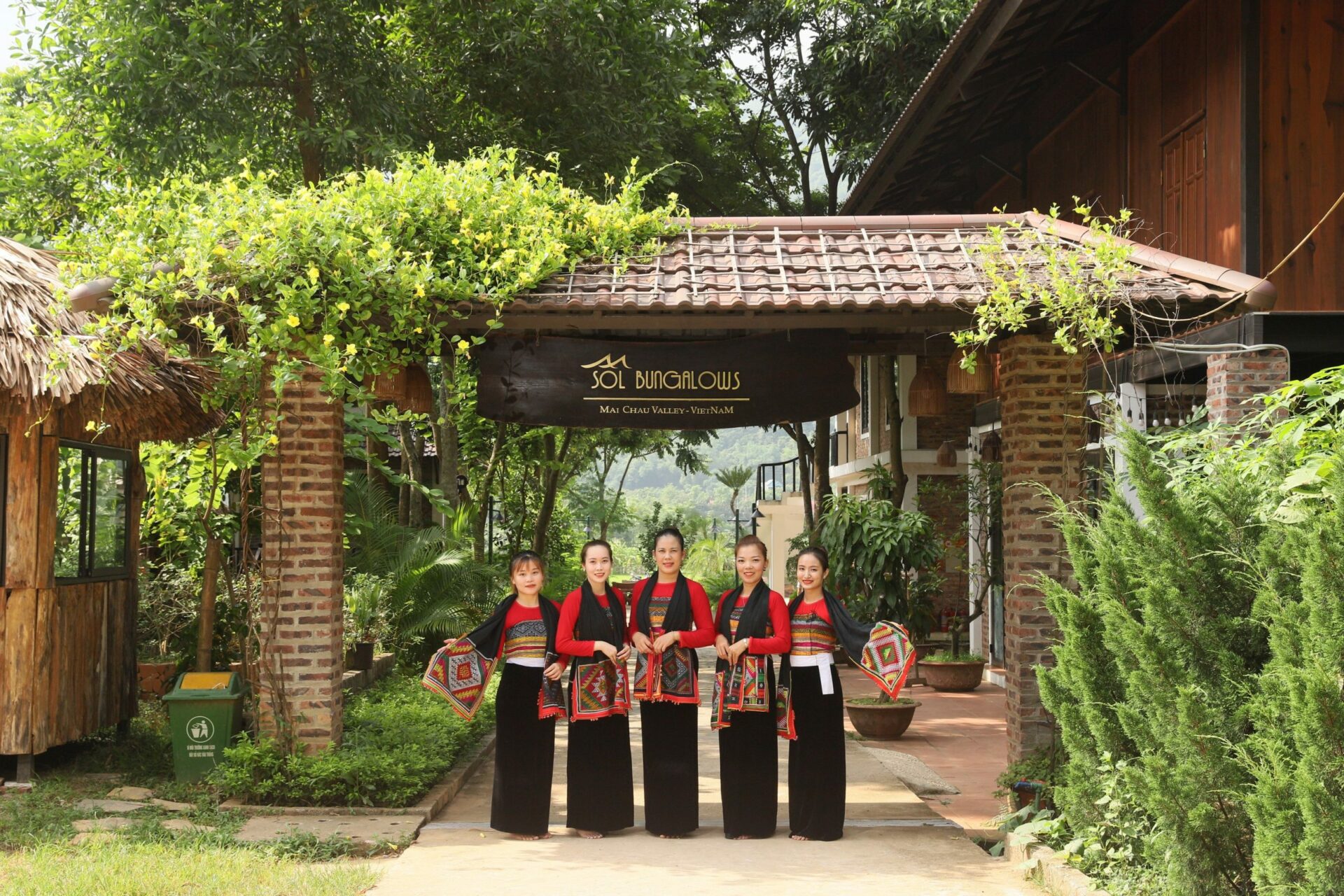 Sol Bungalows Resort Mai Châu Rondreis Vietnam Vakantie Original Asia