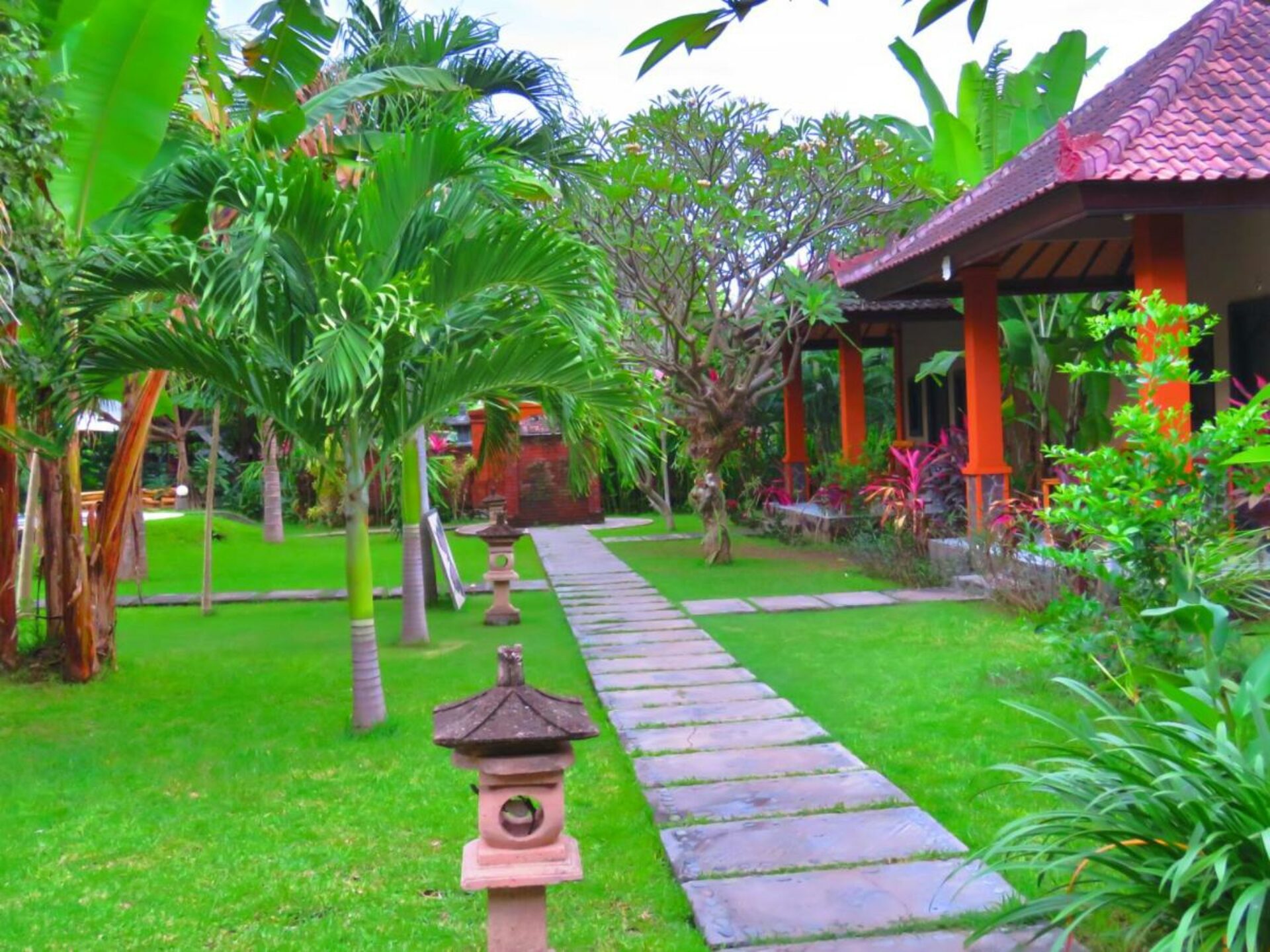 Suka Sari Cottages Resort Pemuteran Hotel Original Asia Rondreis Bali Vakantie Indonesia cottages
