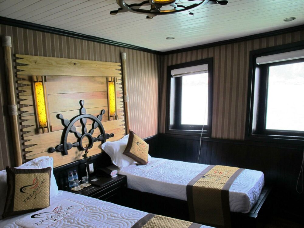 Treasure Junk Cruise Halong Bay Rondreis Vietnam Vakantie Original Asia