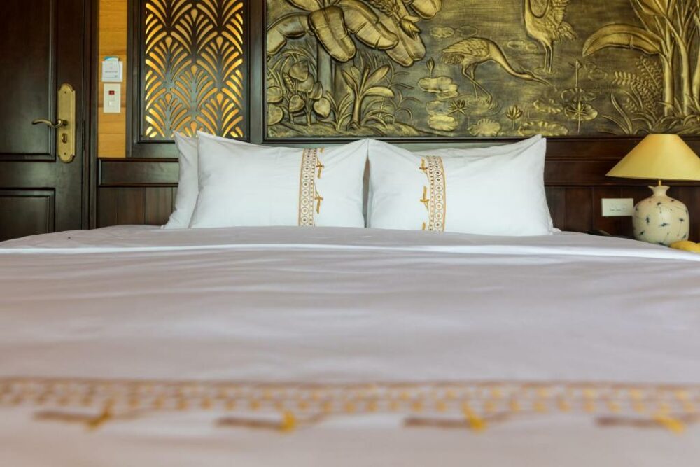 V Spirit Cruise Halong Bay Rondreis Vietnam Vakantie Original Asia