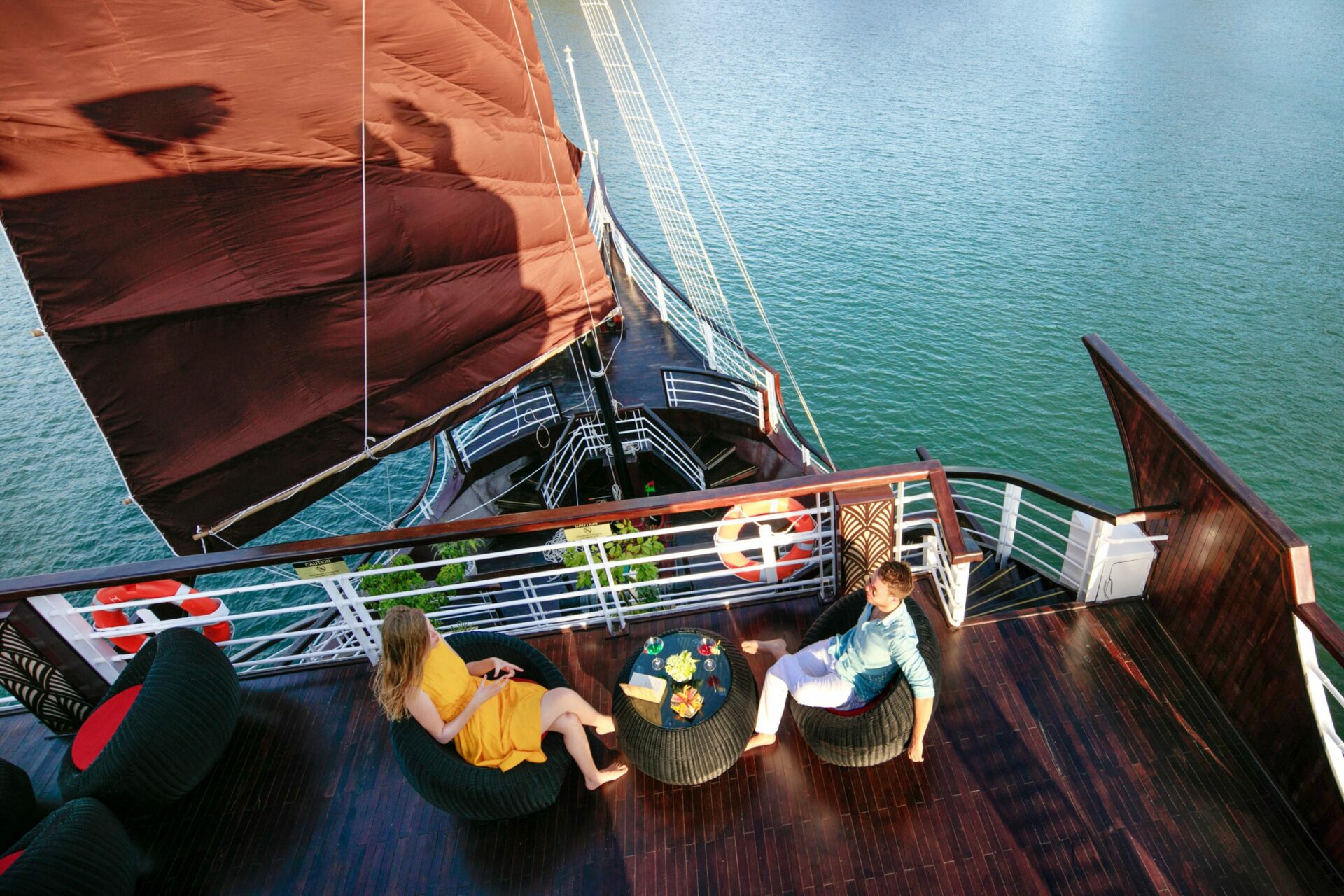 V Spirit Cruise Halong Bay Rondreis Vietnam Vakantie Original Asia