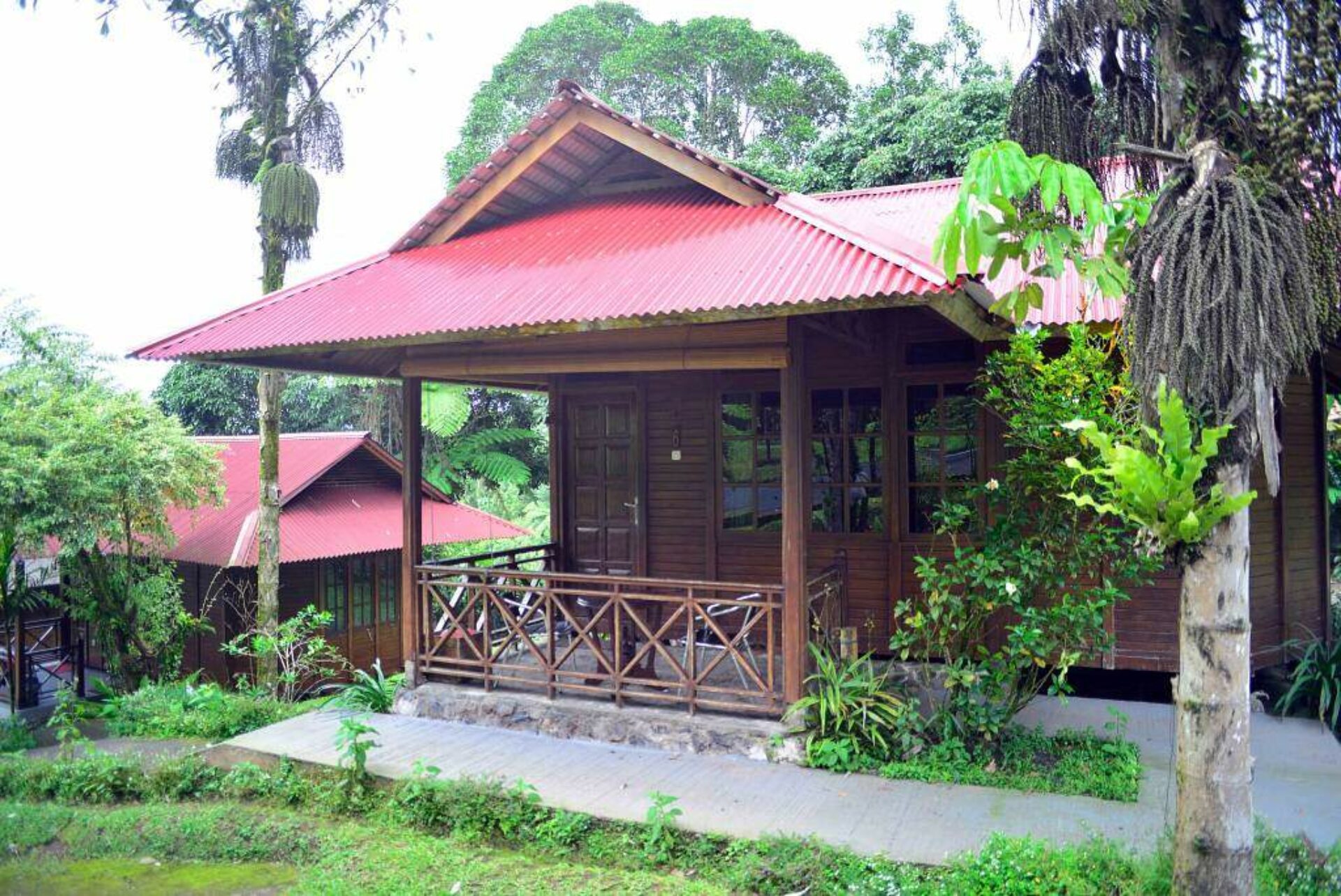 Highland Resort Tomohon sulawesi original asia rondreis indonesie sulawesi vakantie deluxe cottage