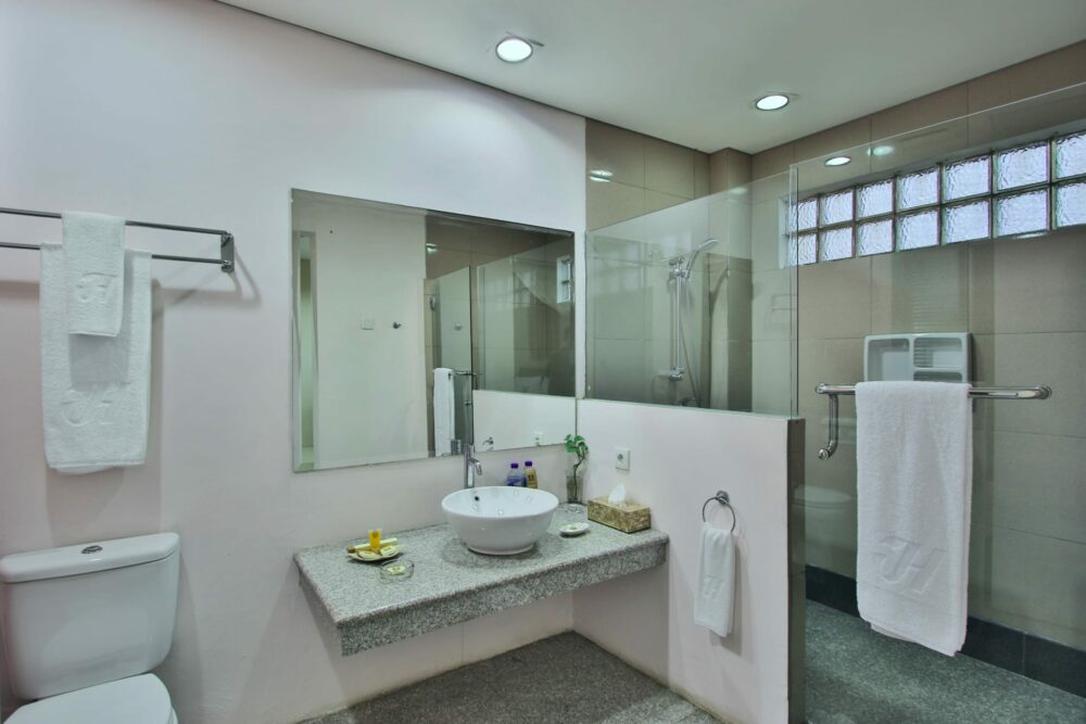 Jayakarta Suites Komodo Flores Rondreis Indonesia Vakantie Original Asia