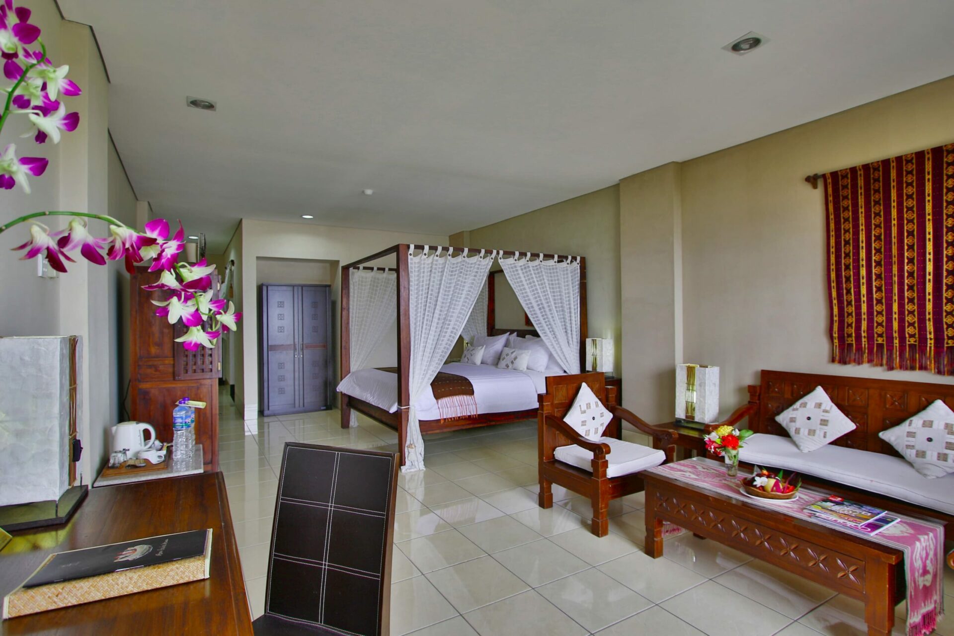 Jayakarta Suites Komodo Flores Rondreis Indonesia Vakantie Original Asia