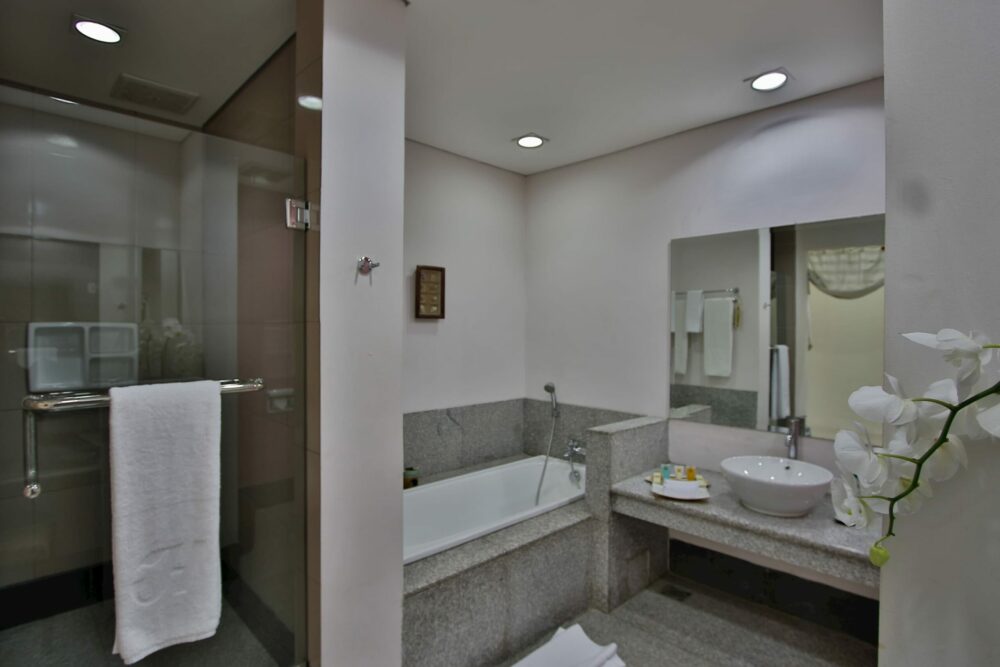 Jayakarta Suites Komodo Flores Rondreis Indonesia Vakantie Original Asia