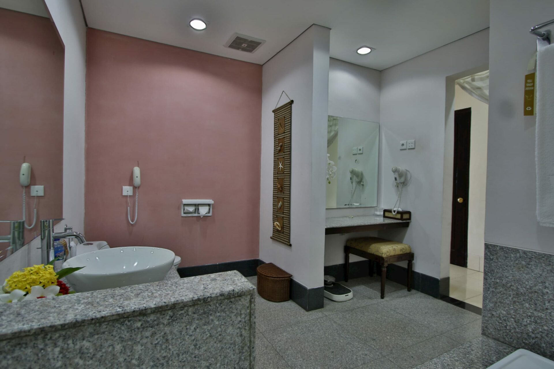 Jayakarta Suites Komodo Flores Rondreis Indonesia Vakantie Original Asia