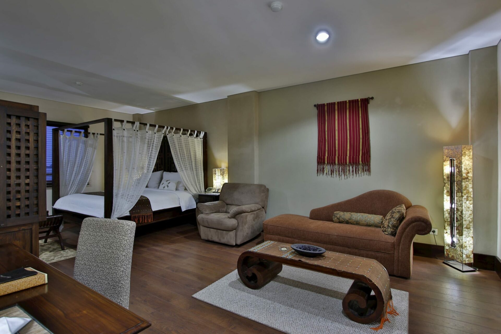 Jayakarta Suites Komodo Flores Rondreis Indonesia Vakantie Original Asia