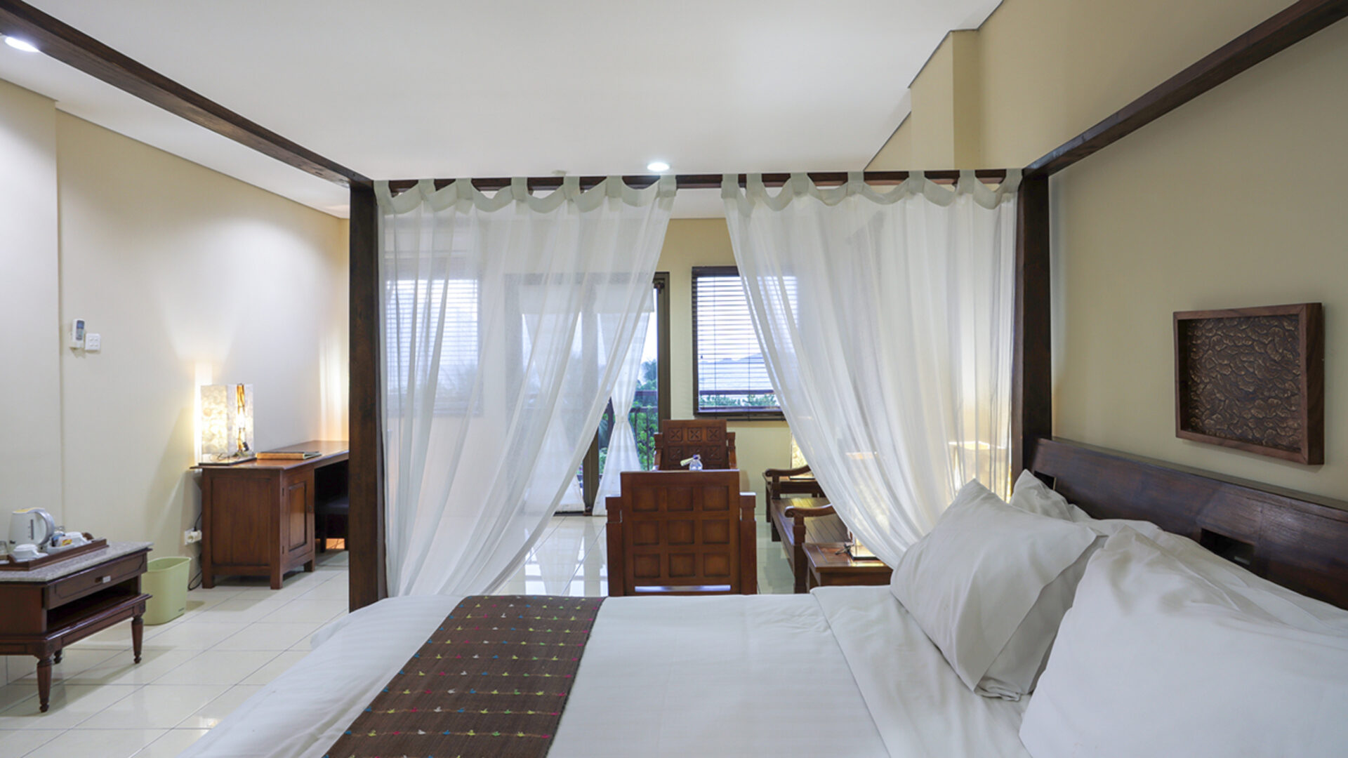 Jayakarta Suites Komodo Flores Rondreis Indonesia Vakantie Original Asia