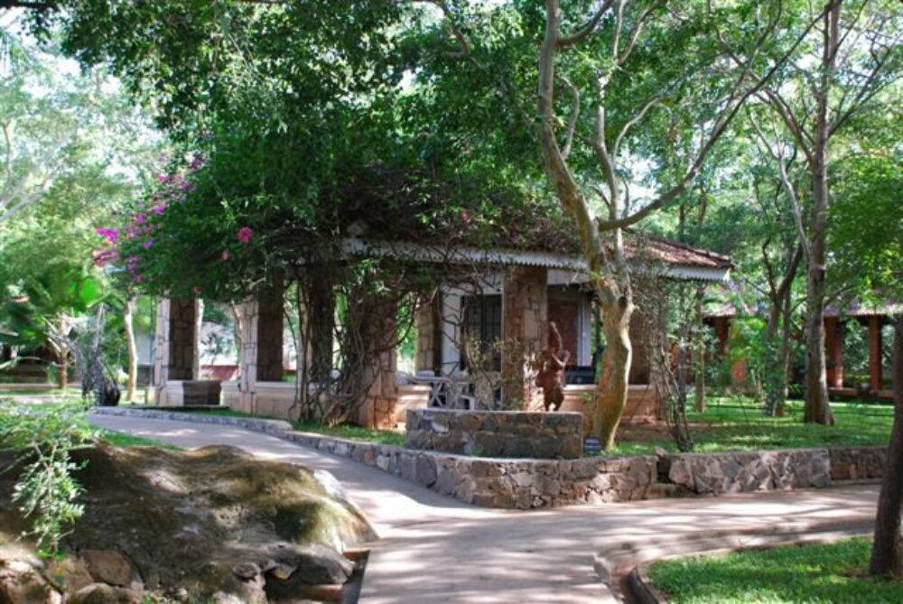 Palm Garden Village Anuradhapura Rondreis Sri Lanka Vakantie Original Asi