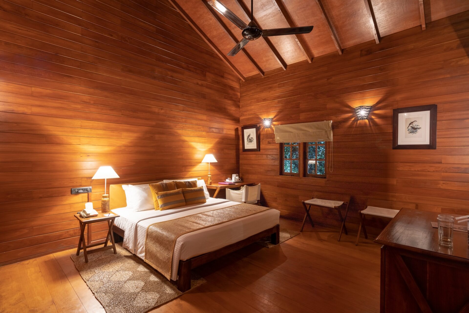 Cinnamon Wild Resort Sri Lanka Tissamaharama original asia rondreis sri lanka malediven bed1