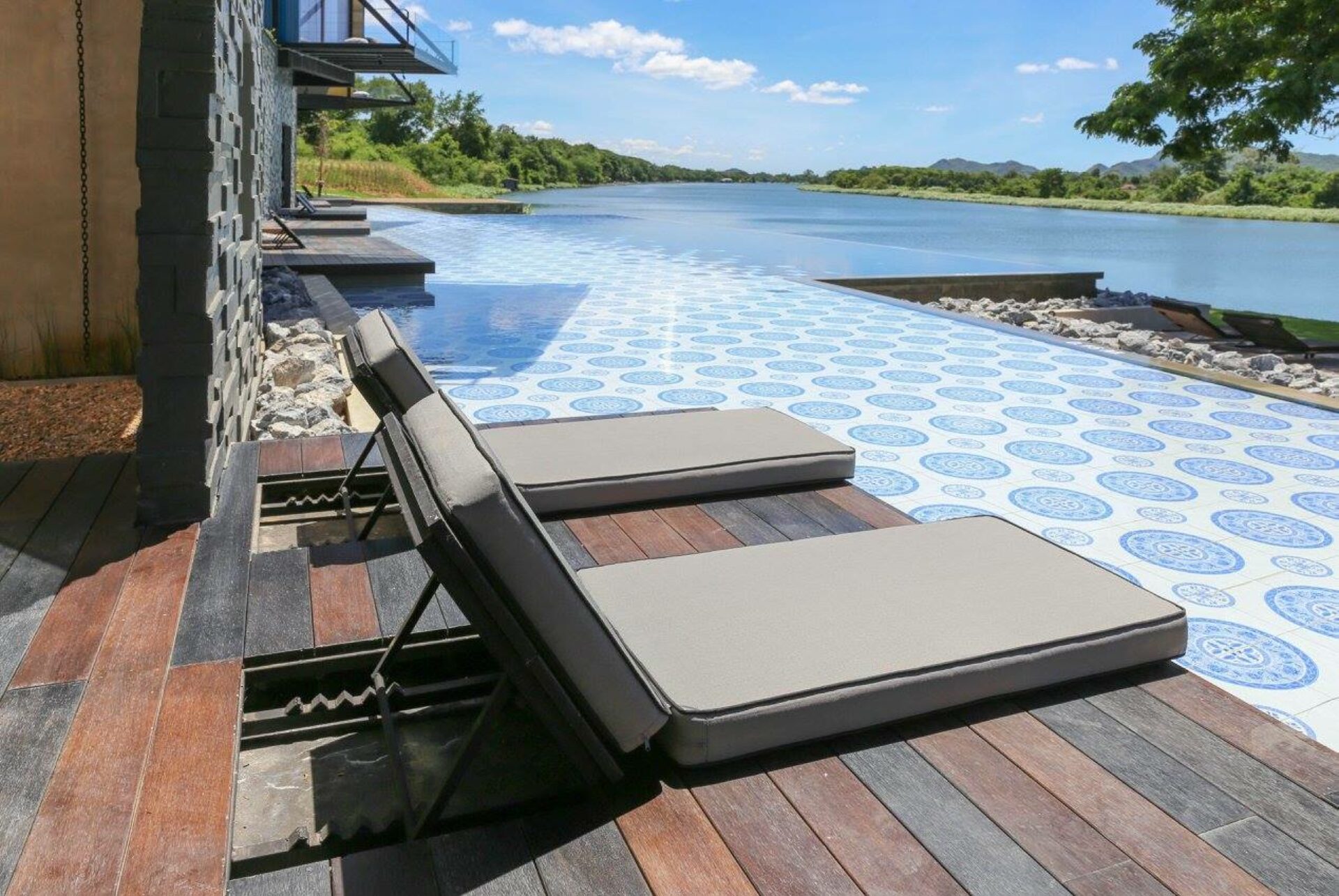 Cross River Kwai Resort Kanchanaburi Hotel Luxe rondreis Thailand Original Asia