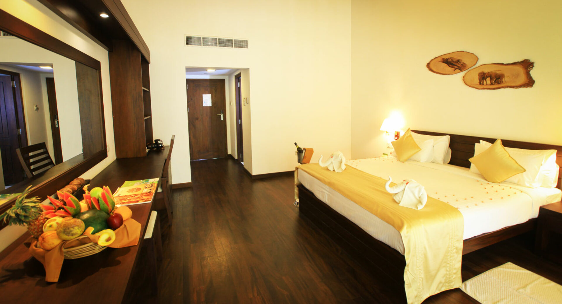 Grand Udawalawe Safari Resort Udawalawe Rondreis Sri Lanka Vakantie Original Asia