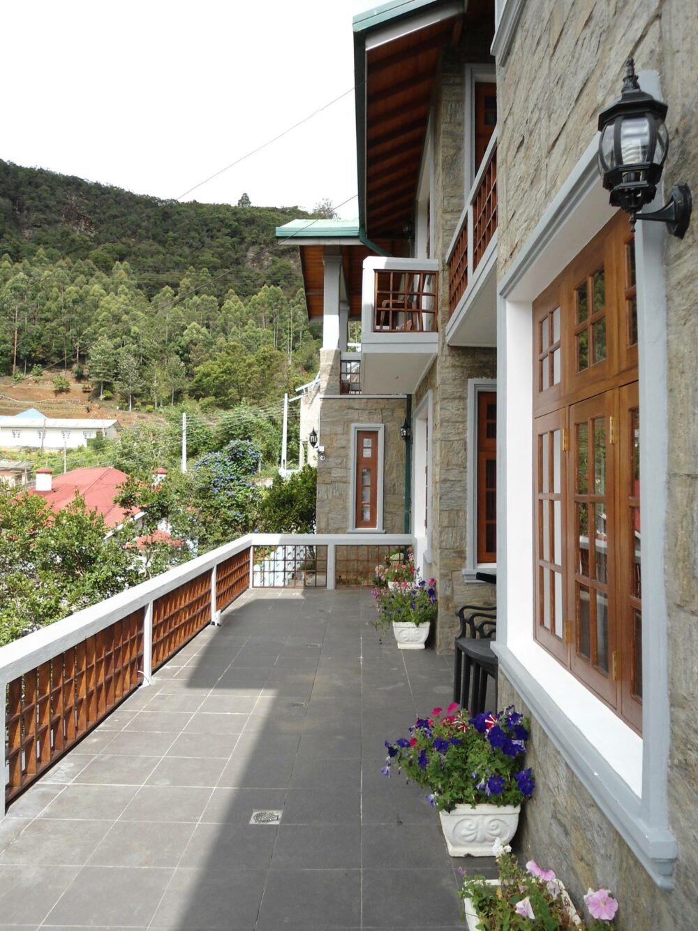 Heaven Seven Hotel Sri Lanka Nuwara Eliya original asia rondreis sri lanka malediven zijkant