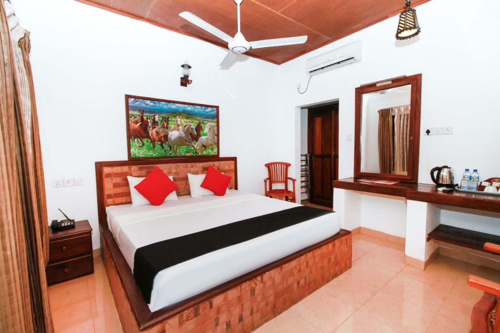JKAB Beach Resort Trincomalee Rondreis Sri Lanka Vakantie Original Asia