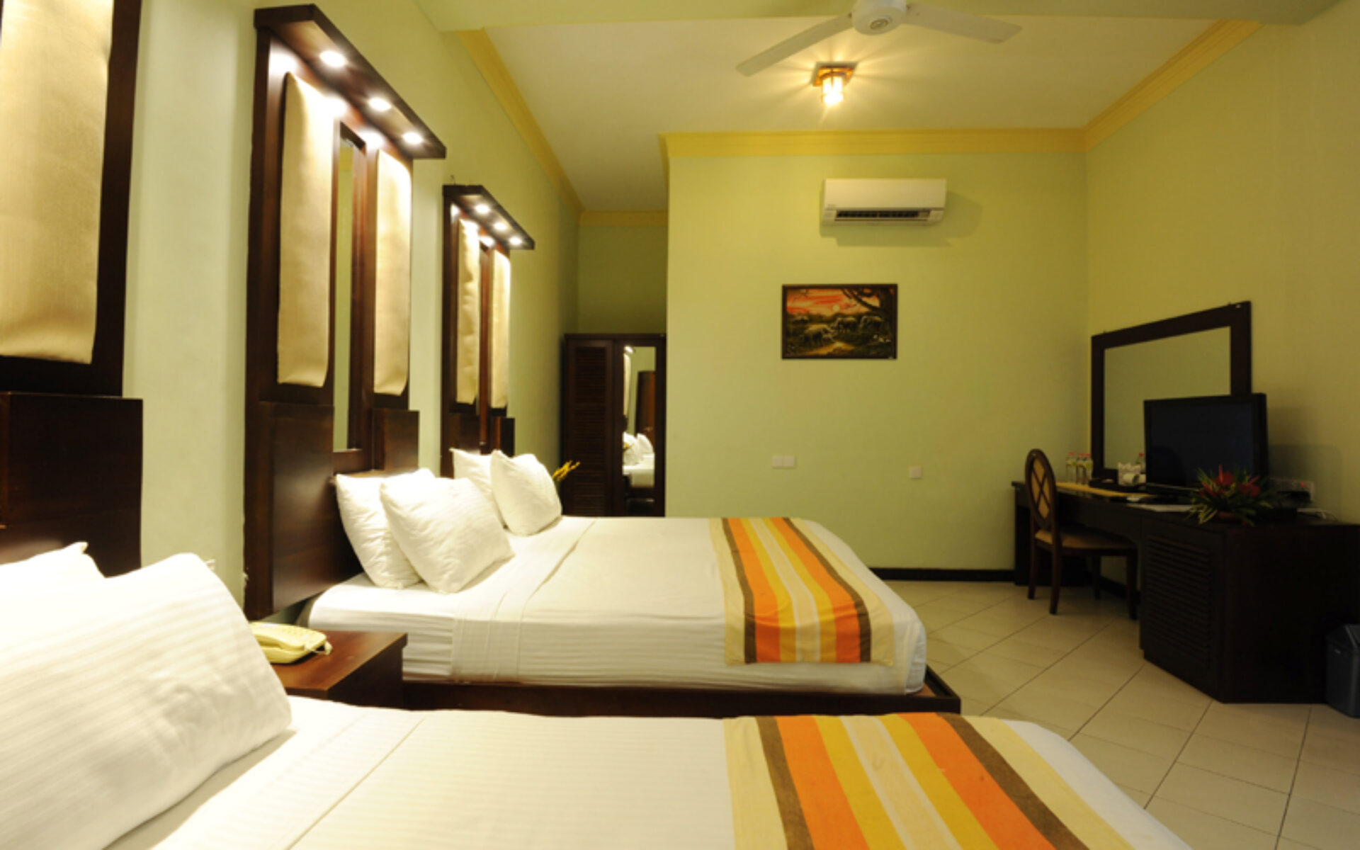 Oak Ray Serene Garden Kandy Rondreis Sri Lanka Vakantie Original Asia