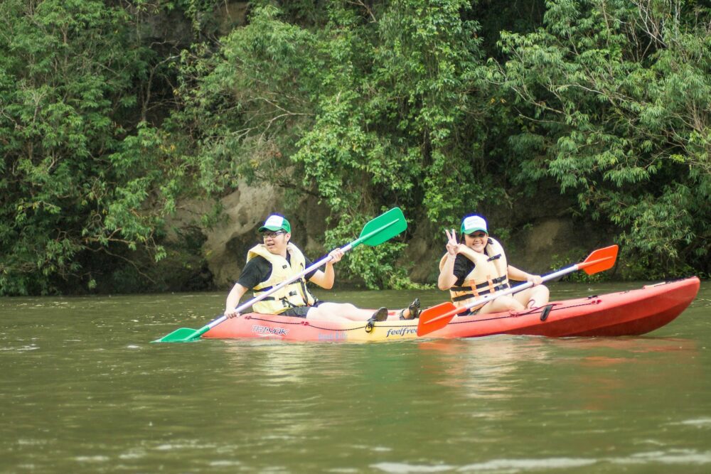 River Kwai Jungle Rafts Hotel Kanchanburi Drijvende bungalows Rondreis Thailand Vakantie Original Asia