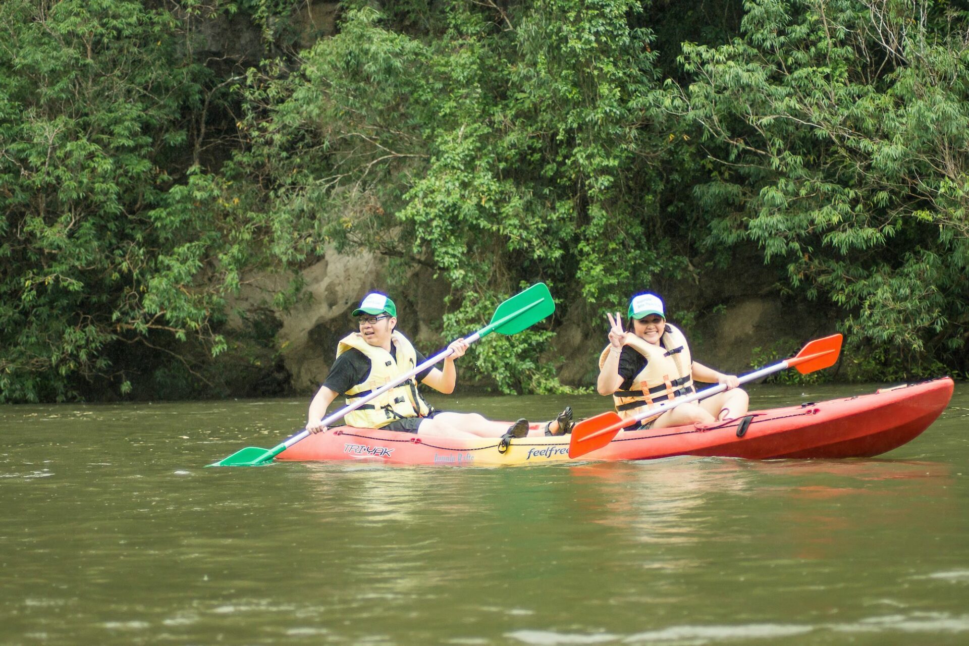 River Kwai Jungle Rafts Hotel Kanchanburi Drijvende bungalows Rondreis Thailand Vakantie Original Asia