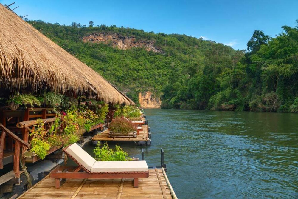 River Kwai Jungle Rafts Hotel Kanchanburi Drijvende bungalows Rondreis Thailand Vakantie Original Asia