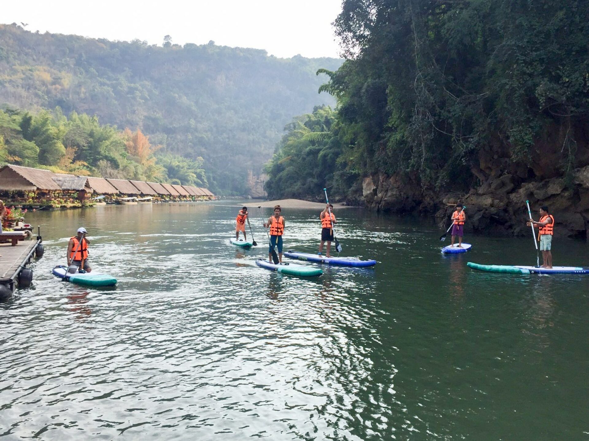 River Kwai Jungle Rafts Hotel Kanchanburi Drijvende bungalows Rondreis Thailand Vakantie Original Asia