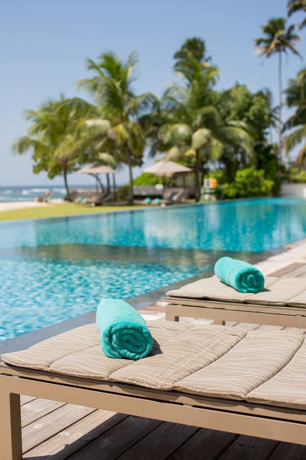 Sri Sharavi Beach Villa's Mirissa Sri Lanka original asia rondreis sri lanka malediven pool