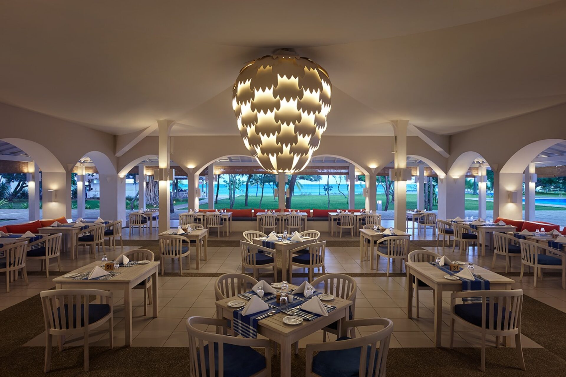 Trinco Blu Resort Sri Lanka trincomalee original asia rondreis sri lanka malediven restaurant1