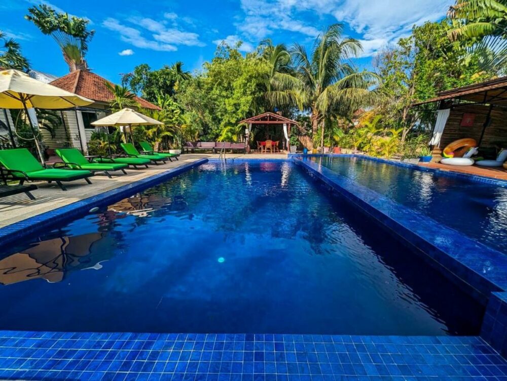 Au Cabaret Vert Battambang Rondreis Cambodia Vakantie Original Asia