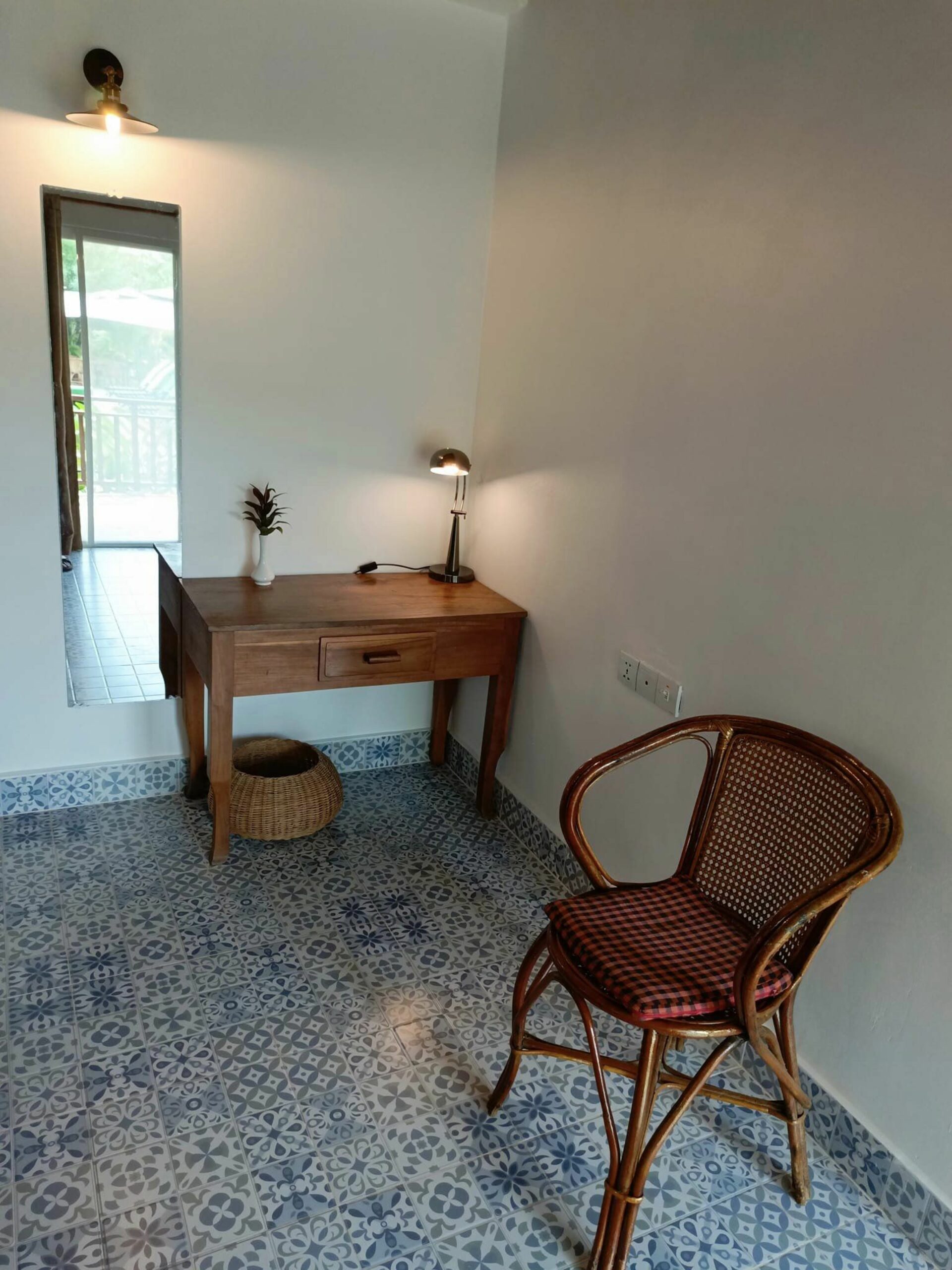 Au Cabaret Vert Battambang Rondreis Cambodia Vakantie Original Asia