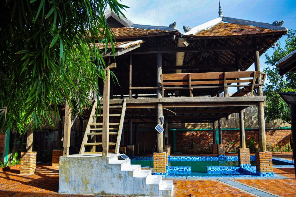 Au Cabaret Vert Battambang Rondreis Cambodia Vakantie Original Asia