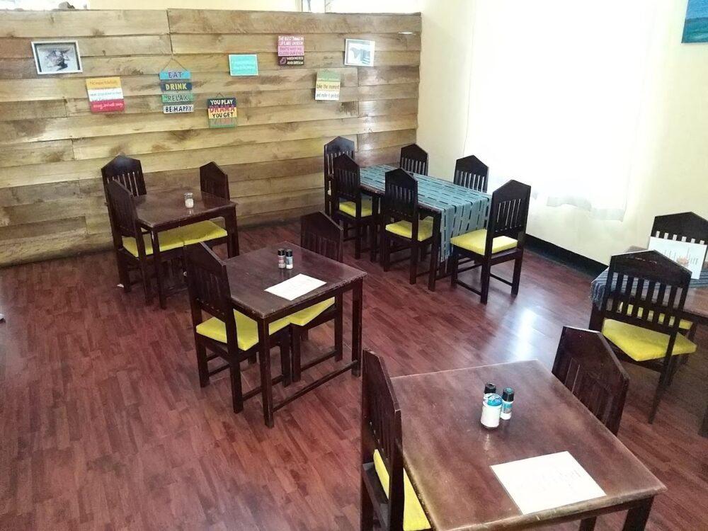 Hotel Happy Happy Bajawa Rondreis Indonesia Vakantie Original Asia