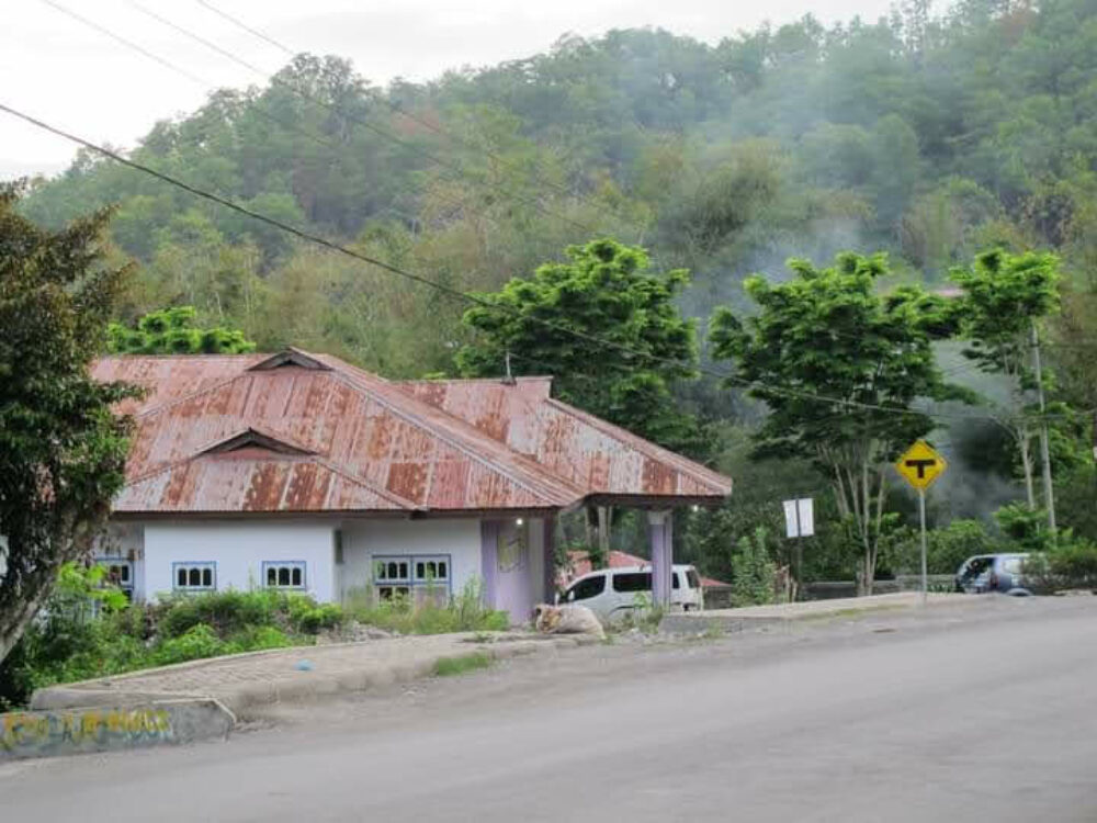 Hotel Happy Happy Bajawa Rondreis Indonesia Vakantie Original Asia