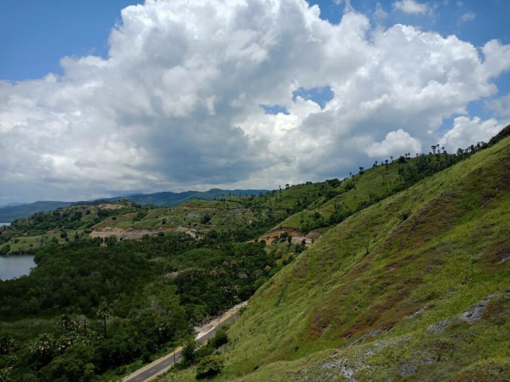 Hotel Happy Happy Bajawa Rondreis Indonesia Vakantie Original Asia