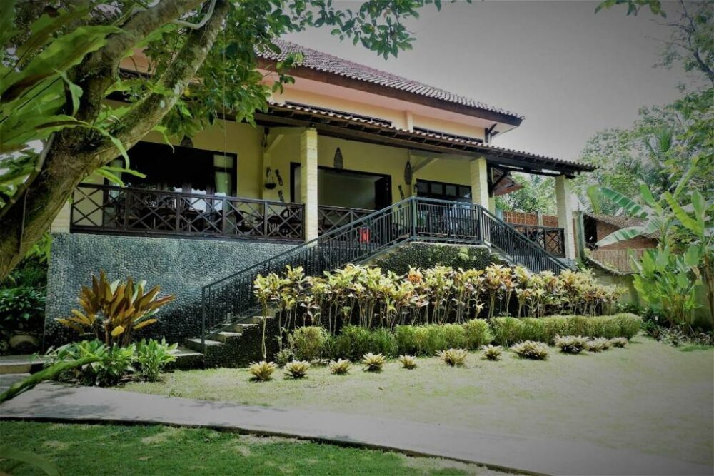 Villa Kendi Banyuwangi Rondreis Indonesie Vakantie Original Asia