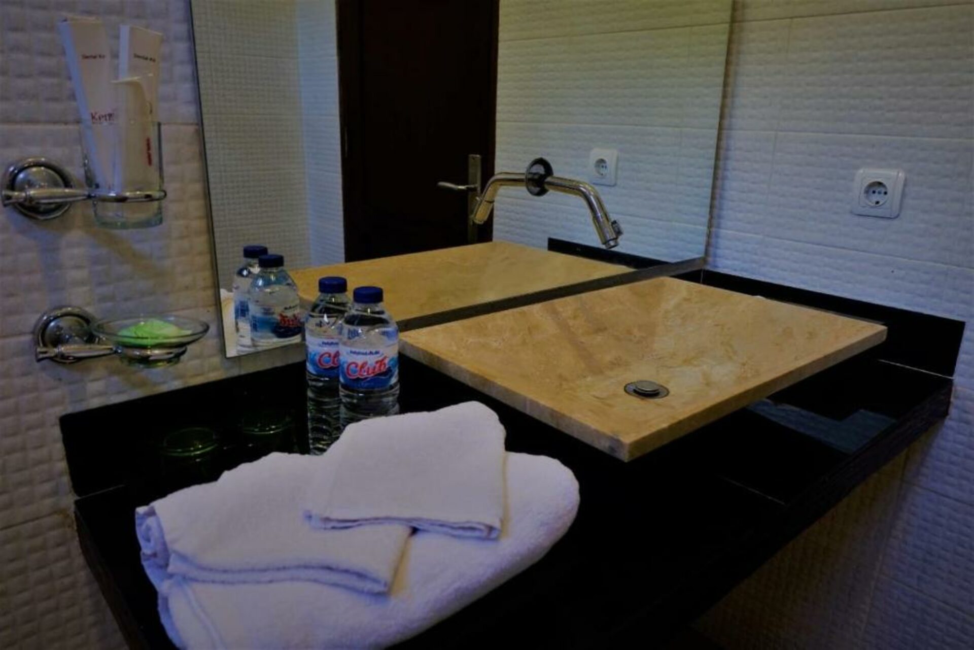 Villa Kendi Banyuwangi Rondreis Indonesie Vakantie Original Asia